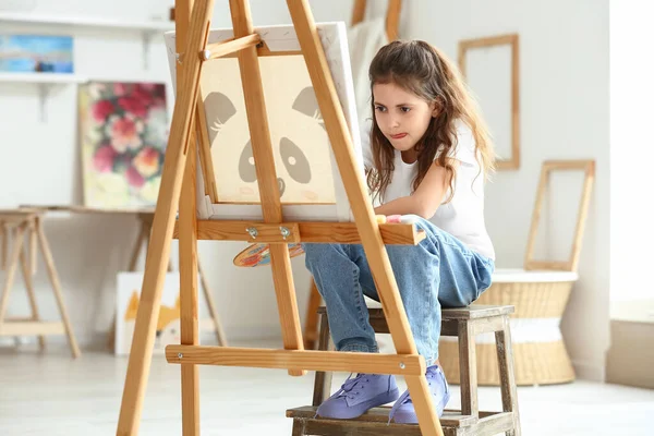 Cute Little Girl Painting Home — Stock Photo, Image