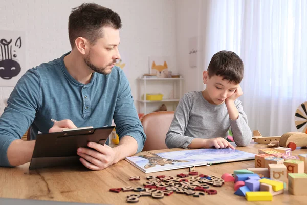 Male Psychologist Working Little Boy Office Autism Concept — Stock Photo, Image