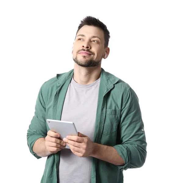Homme Avec Tablette Écouteurs Sur Fond Blanc — Photo