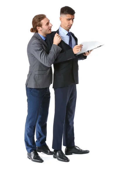 Mann Belästigt Seinen Männlichen Kollegen Auf Weißem Hintergrund — Stockfoto