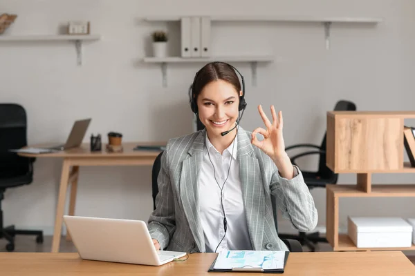 Technical Support Agent Working Office — Stock Photo, Image