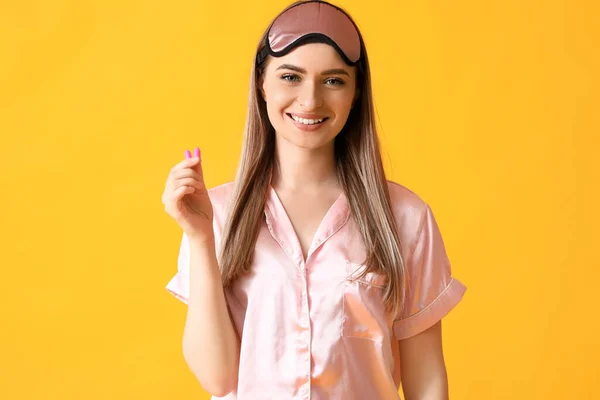 Happy Young Woman Pajamas Earplugs Color Background — Stock Photo, Image