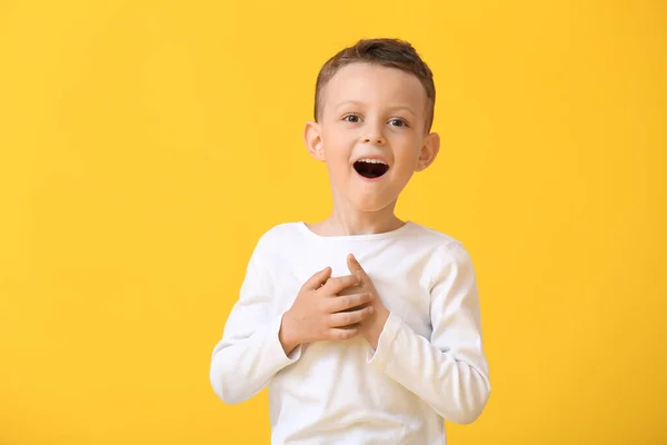 Portrait Surprised Little Boy Color Background — Stock Photo, Image