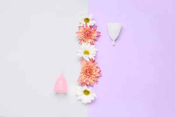 Menstrual Cups Flowers Color Background — Stock Photo, Image