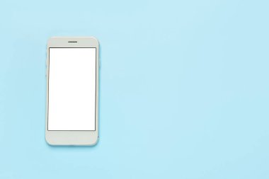 Mavi arka planda modern cep telefonu