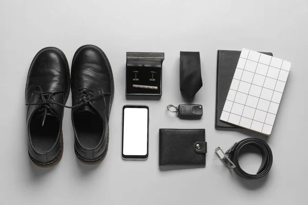 Set Stilvoller Männlicher Accessoires Auf Grauem Hintergrund — Stockfoto