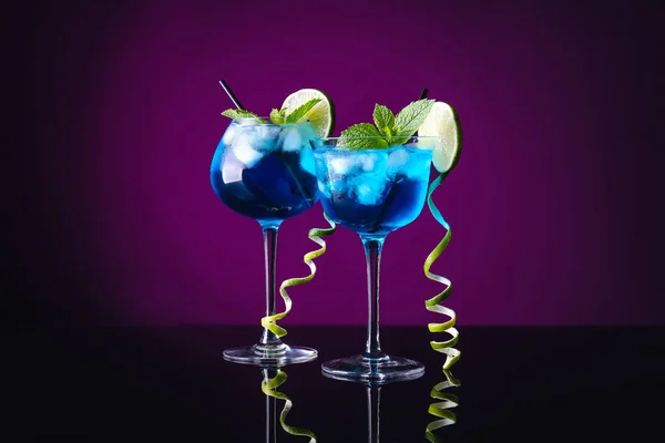 Glasses Blue Lagoon Cocktail Dark Color Background — Stock Photo, Image