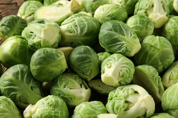 Fresh Ripe Brussels Cabbage Table Closeup — Stock Photo, Image
