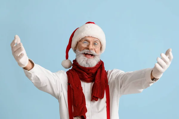 Retrato Papai Noel Feliz Fundo Cor — Fotografia de Stock