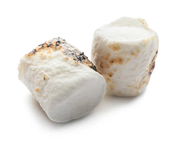 Leckere Gegrillte Marshmallow Auf Weißem Hintergrund — Stockfoto