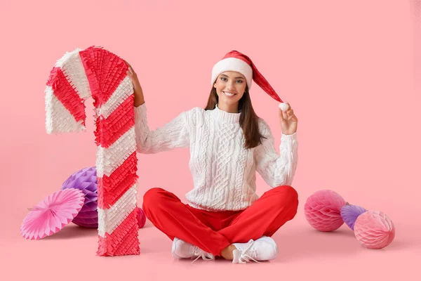 Beautiful Woman Santa Hat Candy Cane Pinata Color Background — Stock Photo, Image