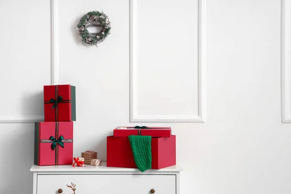 Chest Drawers Christmas Gift Boxes Light Wall — Stock Photo, Image