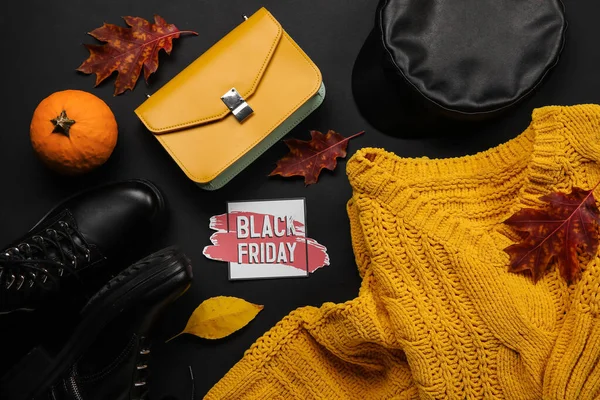 Stijlvolle Vrouwelijke Accessoires Pompoen Droge Bladeren Tekst Black Friday Donkere — Stockfoto