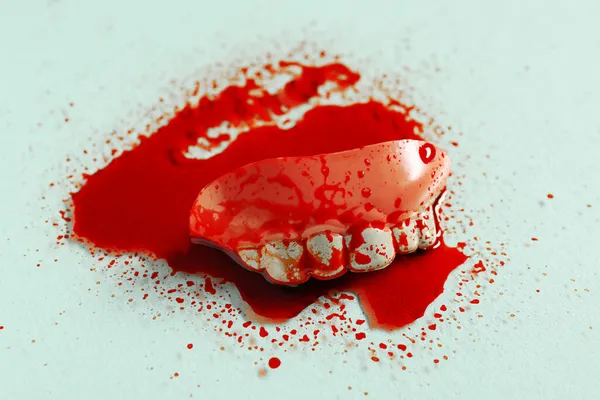 Krvavá Brada Světlém Pozadí — Stock fotografie