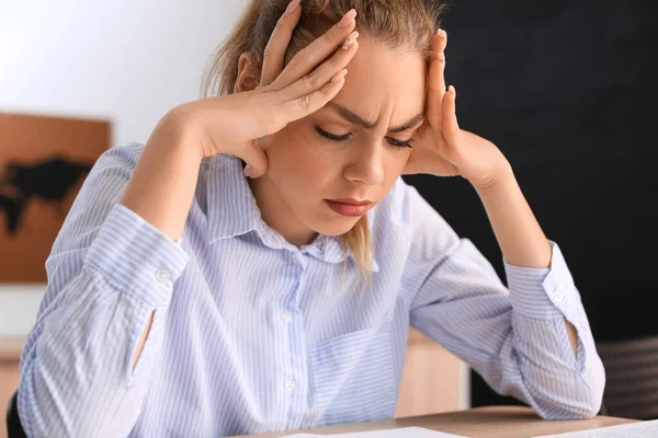 Estudiante Pasando Examen Difícil Escuela — Foto de Stock