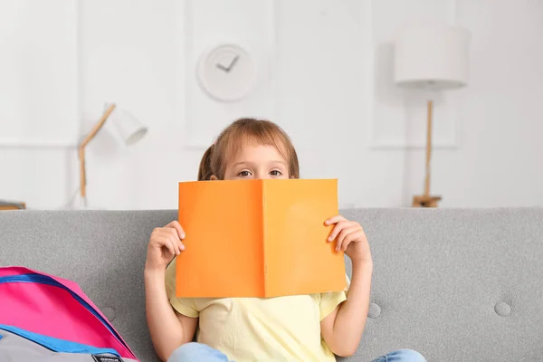 Little Girl Doing Her Lessons Home — Stock Photo, Image