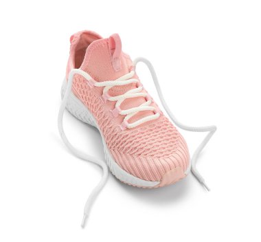 Beyaz arka planda bağcıksız pembe ayakkabı.