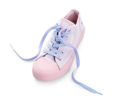 Beyaz arka planda bağcıksız pembe ayakkabı