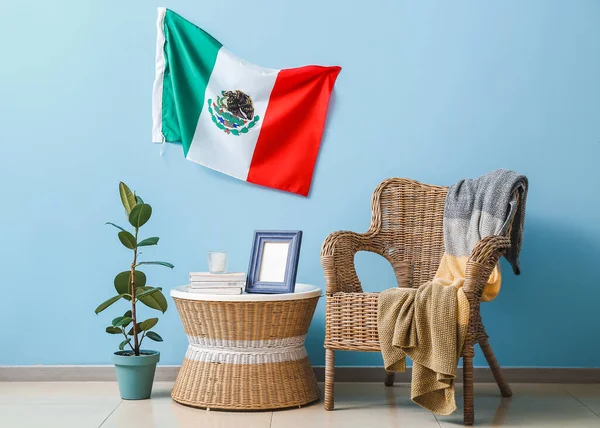 Interior Elegante Sala Estar Com Bandeira Mexicana — Fotografia de Stock