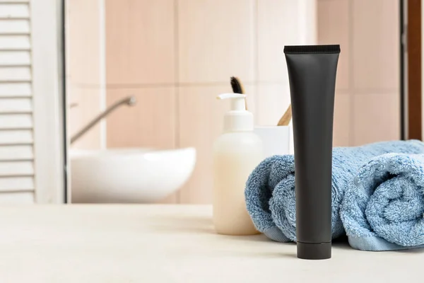 Black Toothpaste Activated Carbon Table Bathroom — Stock Photo, Image