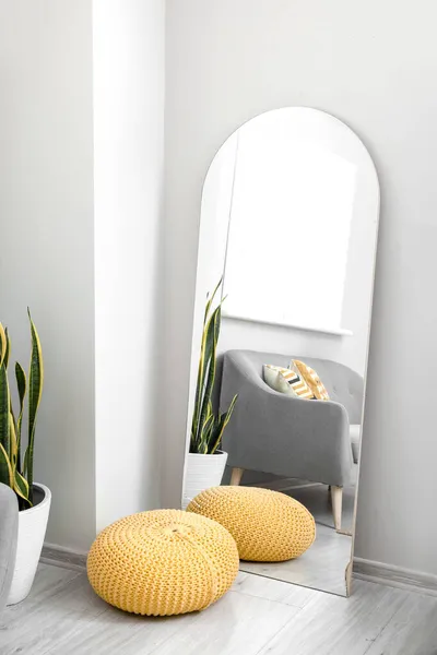 Modern Living Room Interior Stylish Mirror — Stock Photo, Image