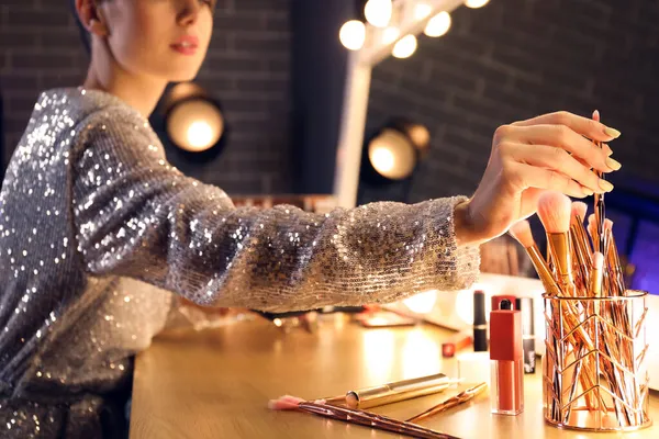 Beautiful Woman Taking Makeup Brush Dressing Room Night Closeup — Stock Photo, Image