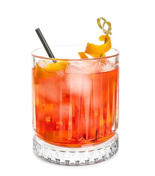 Glas Negroni Cocktail Met Stro Citroenschil Witte Achtergrond — Stockfoto