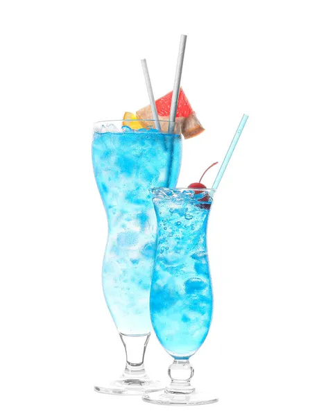 Gläser Blue Lagoon Cocktail Auf Weißem Hintergrund — Stockfoto