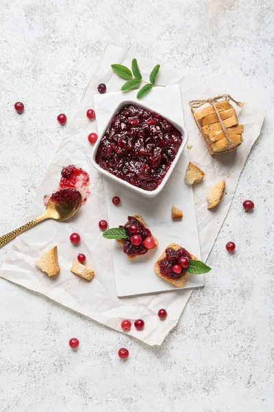 Composition Tasty Cranberry Jam Bread Fresh Berries White Background — Stock Photo, Image