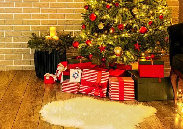 Muchos Regalos Bajo Árbol Navidad Habitación —  Fotos de Stock