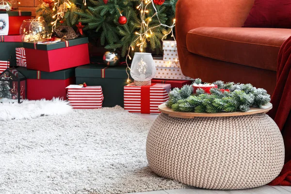 Pouf Wreath Room Decorated Christmas — Stock Photo, Image