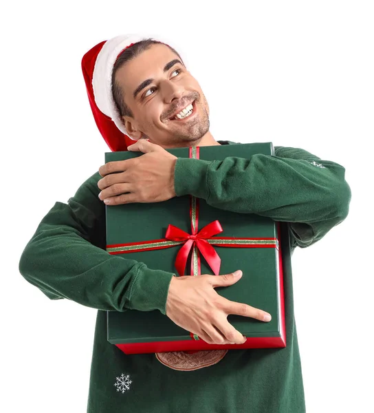 Szczęśliwy Młody Człowiek Santa Kapelusz Prezentem Świątecznym Białym Tle — Zdjęcie stockowe