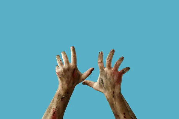 彩色背景上僵尸的手 — 图库照片
