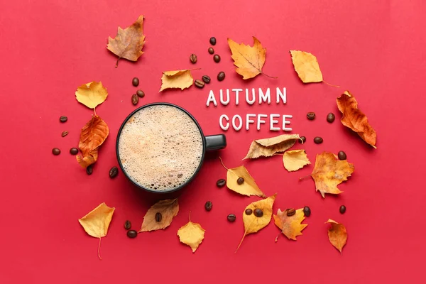 Samenstelling Met Kopje Koffie Tekst Autumn Coffee Rode Achtergrond — Stockfoto