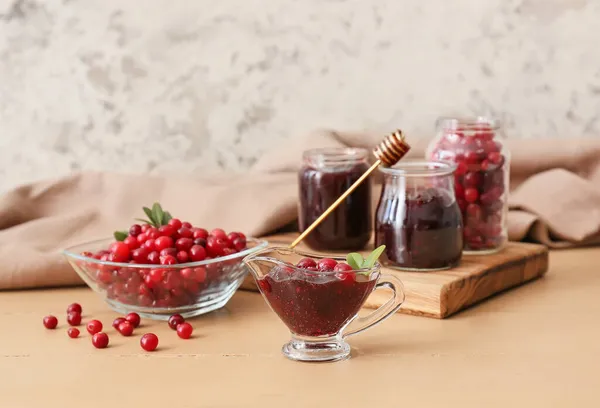 Gravy Boat Tasty Lingonberry Jam Fresh Berries Table — Stock Photo, Image