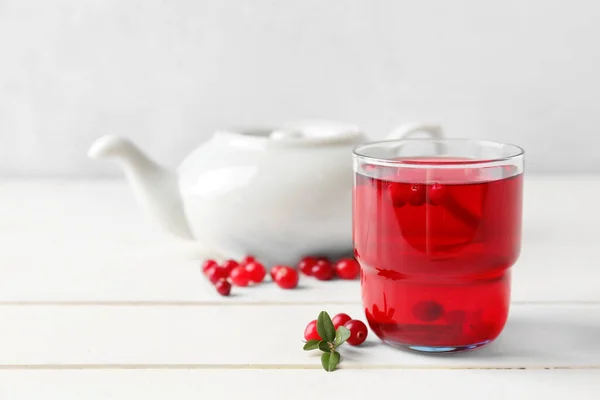 Glass Tasty Lingonberry Tea Table — Stock Photo, Image