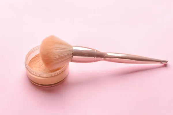 Professional Makeup Brush Face Powder Color Background — Stock Photo, Image