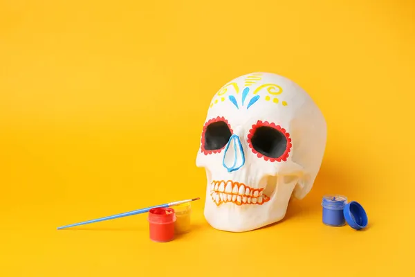 Human Skull Mexico Day Dead Dia Muertos Brush Paints Yellow — Stock Photo, Image