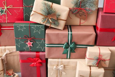 Arkaplan olarak farklı Noel hediyeleri