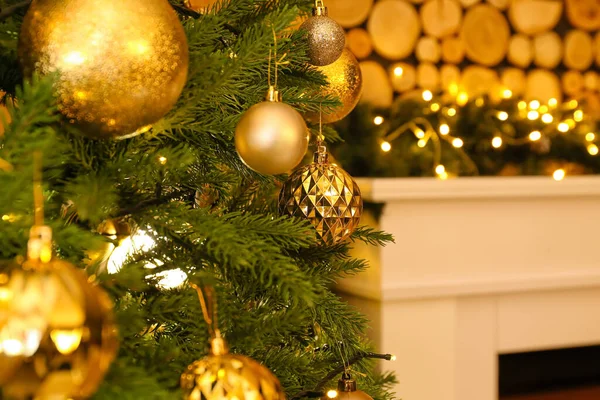 Christmas Tree Golden Balls Blurred Interior Background — Stock Photo, Image