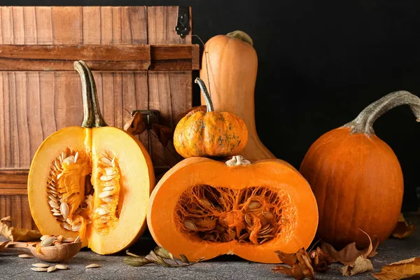 Ripe Cut Pumpkins Dark Background — Stock Photo, Image