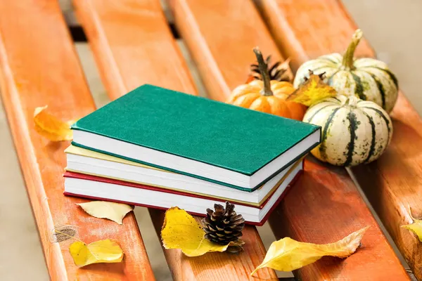 Books Pumpkins Bench Autumn Park — Stock Photo, Image