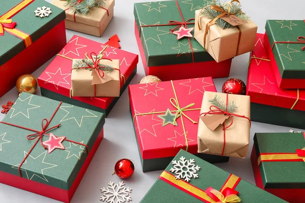 Christmas Presents Ornaments Light Background — Stock Photo, Image