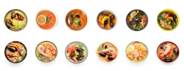 Beyaz arka planda baharatlı Tayland çorbası koleksiyonu