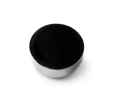 Beyaz arkaplanda lityum düğmeli hücre pili