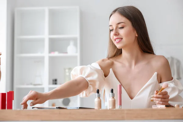 Pretty Young Woman Makeup Brush Sitting Table Dressing Room — Stock Photo, Image