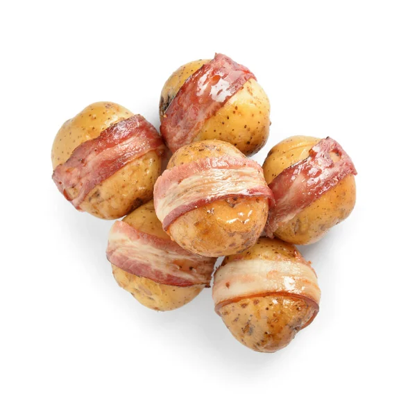 Batatas Cozidas Saborosas Com Bacon Fundo Branco — Fotografia de Stock