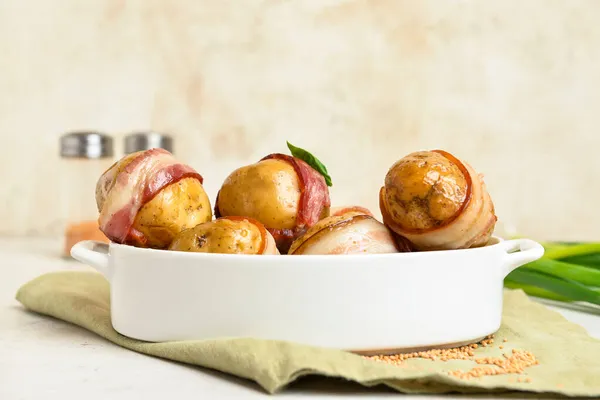 Baking Dish Tasty Baked Potatoes Bacon Light Background — Stock Photo, Image