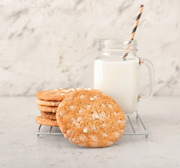 Grid Delicious Chocolate Cookies Mason Jar Milk Light Background — Stock Photo, Image