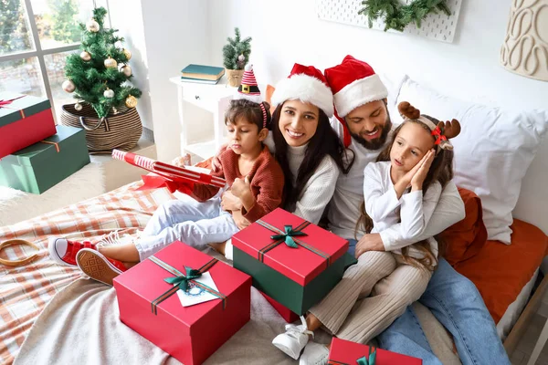 Happy Family Christmas Gifts Bedroom — Stock Photo, Image